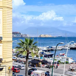 https://marina-rooms.hotels-amalfi.com